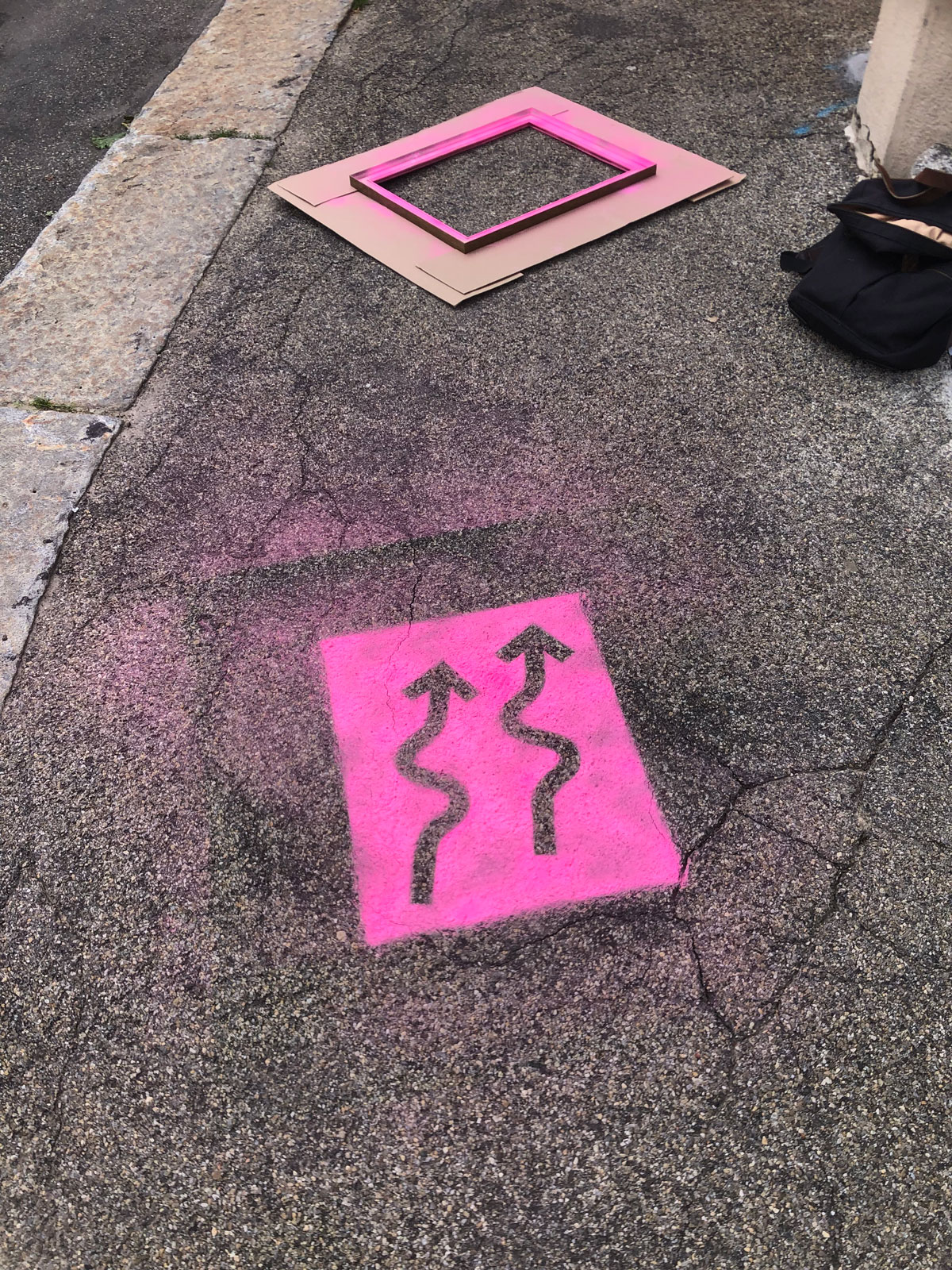 Signalétique au sol La Plage des Six Pompes 2024